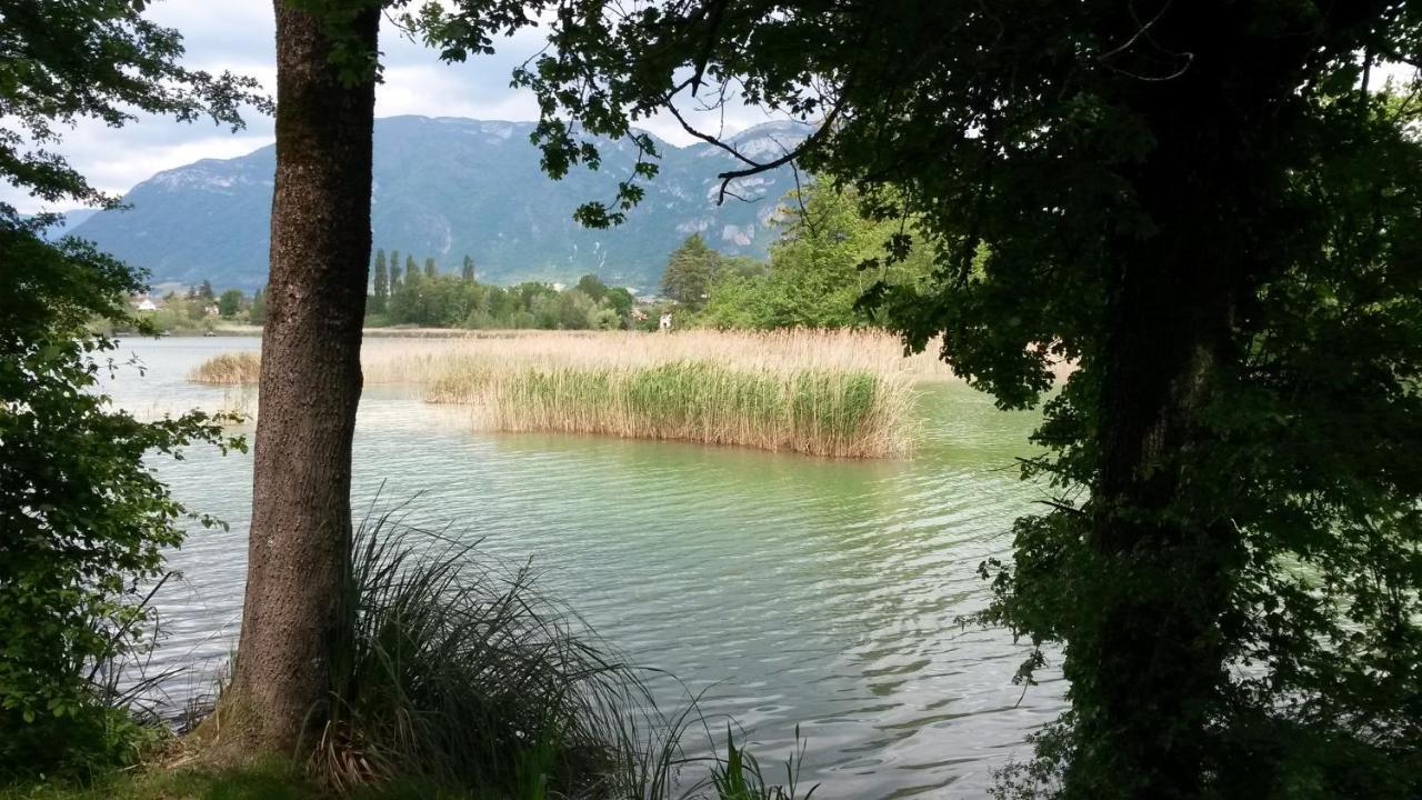Les Tilleuls Saint-Jean-d'Avelanne Exteriér fotografie
