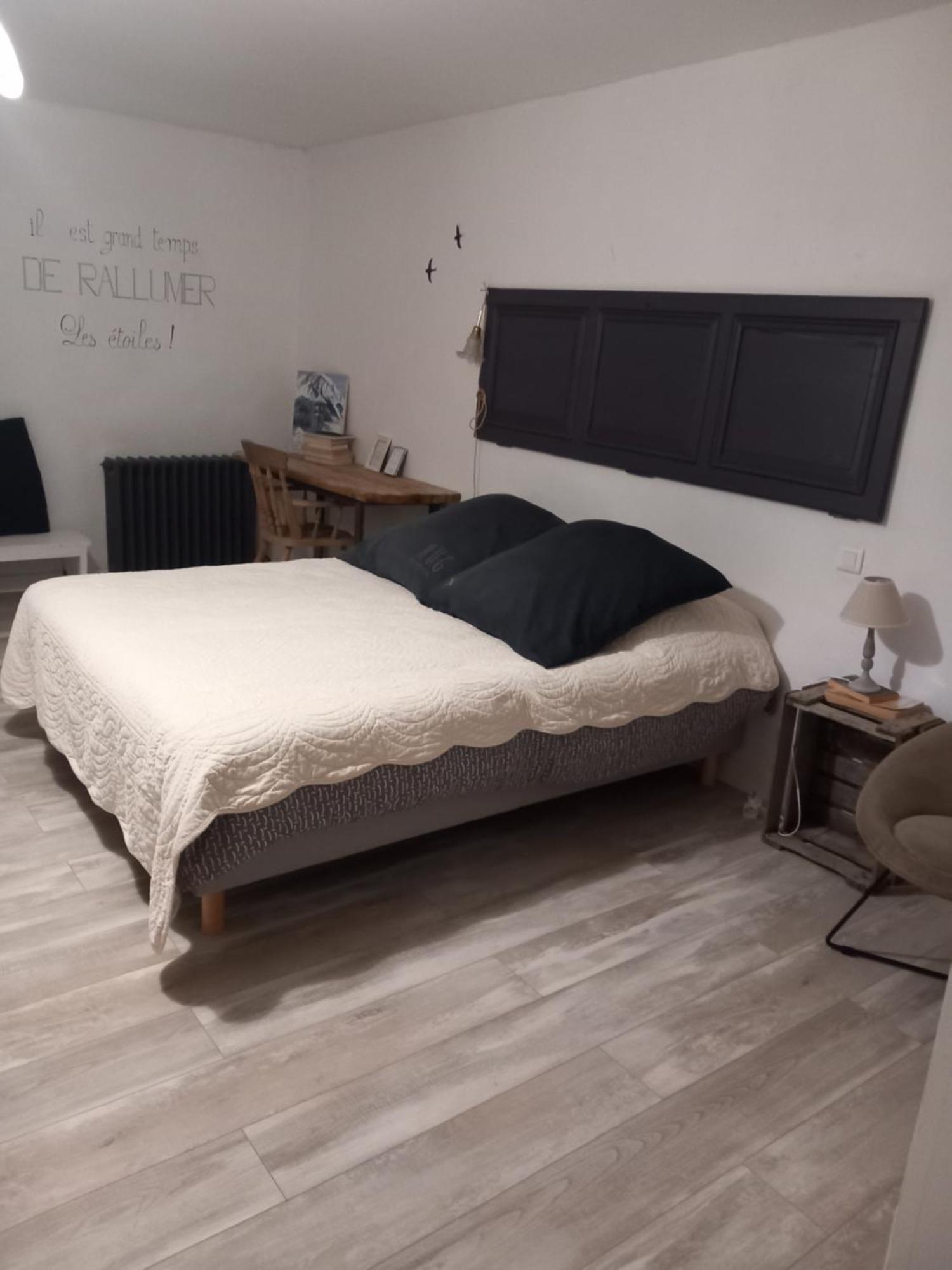 Les Tilleuls Saint-Jean-d'Avelanne Exteriér fotografie
